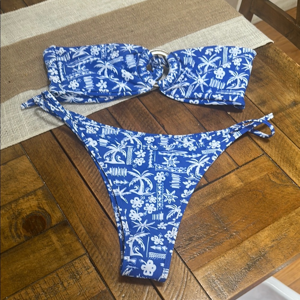 Kulani kini bandeau top and strappy bottom Caribbean Blue med